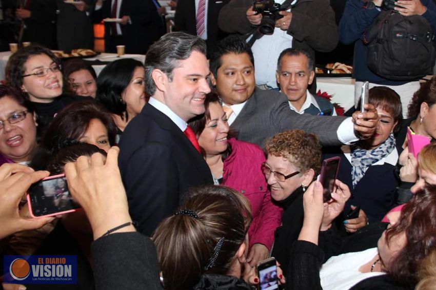 Nuño renunciará en las próximas horas a la SEP; coordinará la campaña de Meade