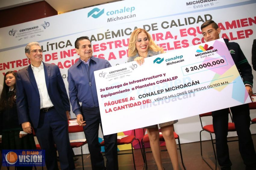 Entrega Silvano Aureoles 20 mdp en equipamiento a 13 planteles del Conalep