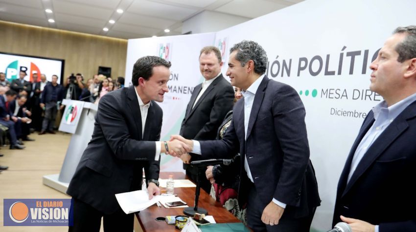 Mikel Arriola se registra como pre candidato del PRI a la CDMX