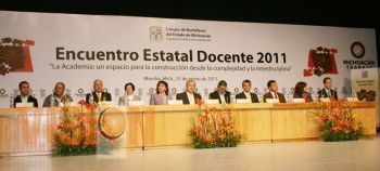 Colegio de Bachilleres entrega 15 certificados