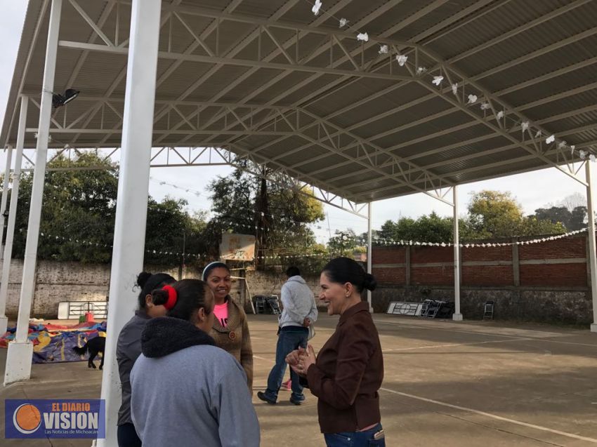 Gestiones de representantes populares deben atender demanda social: Socorro Quintana