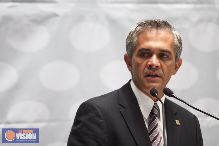 Mancera estima que entre Frente y Morena se definirá jefatura de CDMX