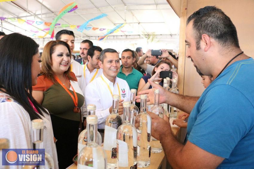 Desempleo bajó a 3.4% en noviembre de 2017: Inegi 