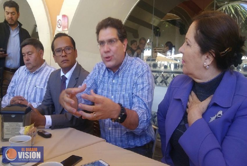 Suma firmas Ríos Piter, va por más estados 