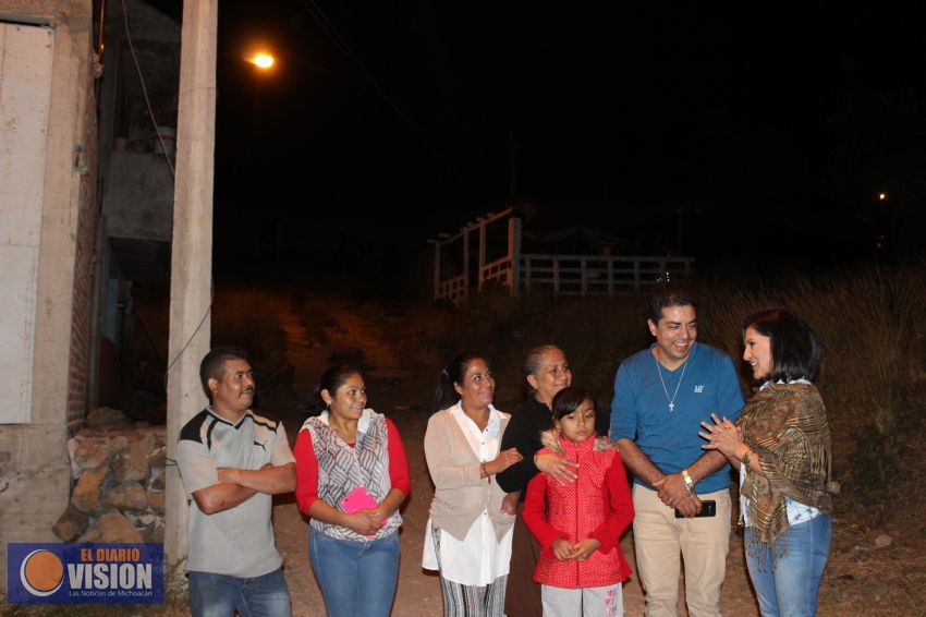 Contribuir a la dotación de servicios básico de colonias, obligación de todos: Socorro Quintana