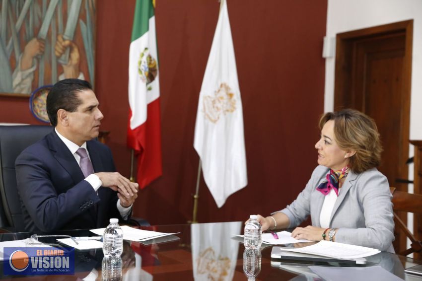 Proyectan Gobernador y titular de Sectur incrementar turismo en 2018 