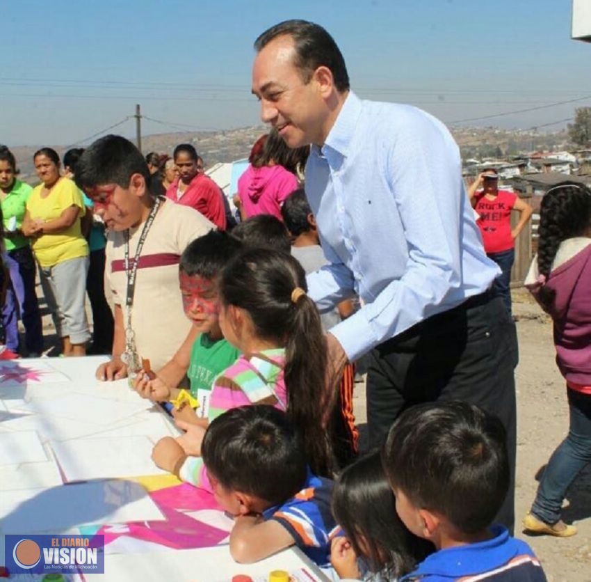 Trabajo conjunto para abatir la pobreza urbana: Antonio Soto 