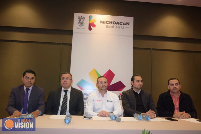 Alista SSM 50 ambulancias para la última entrega de ambulancias a municipios