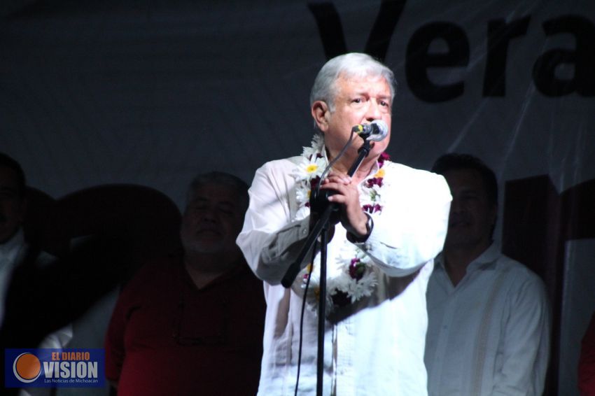 Nepotismo en Gobierno de Veracruz demuestra  una degeneración en la política: AMLO