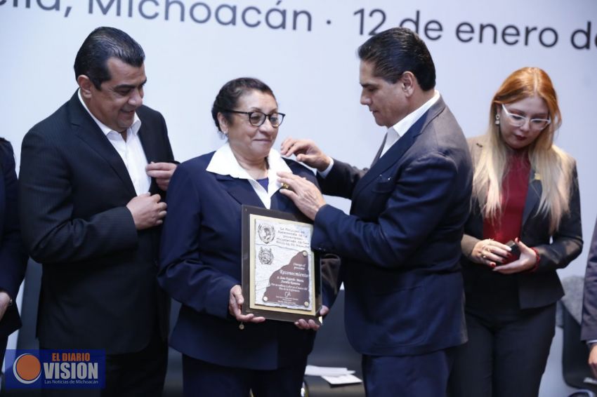 Profesionalización y salarios dignos para personal de enfermería: Silvano Aureoles 