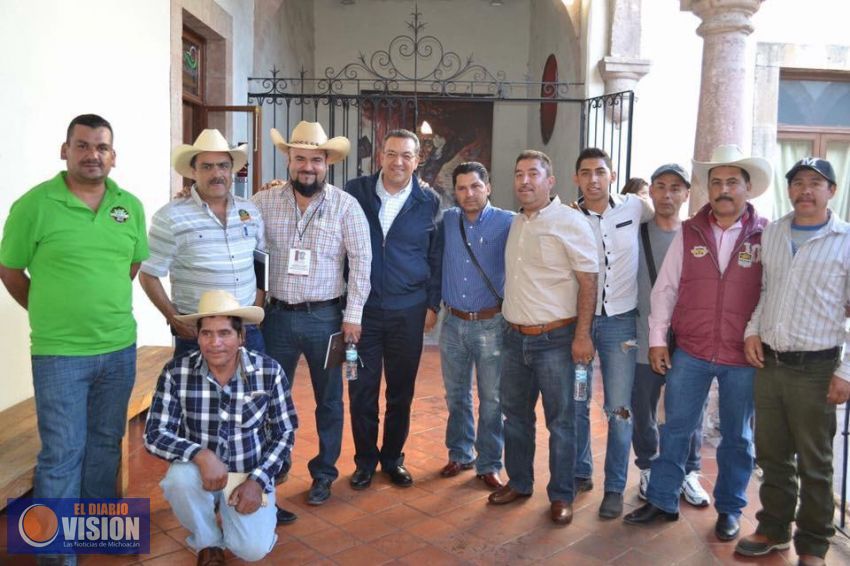 Prioritario aprobar leyes a favor del mezcaleros, periodistas y bomberos: Wilfrido Lázaro
