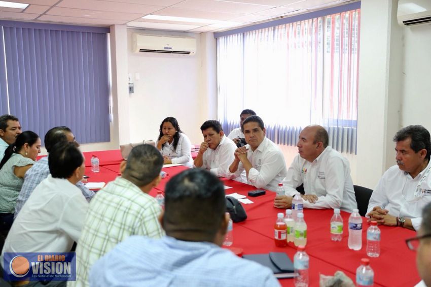 Reconocen docentes de LC compromisos de Silvano Aureoles con la educación
