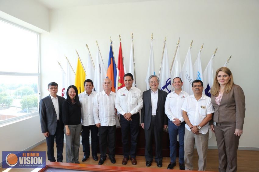 Buscan Silvano Aureoles y representante de Taiwán en México aterrizar inversiones en LC 