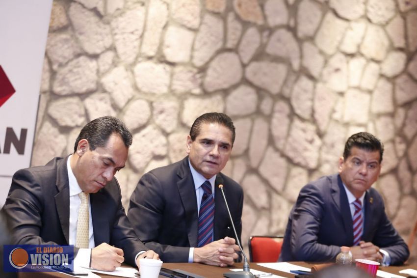 Instruye Silvano Aureoles a potenciar la acción de gobierno en las regiones
