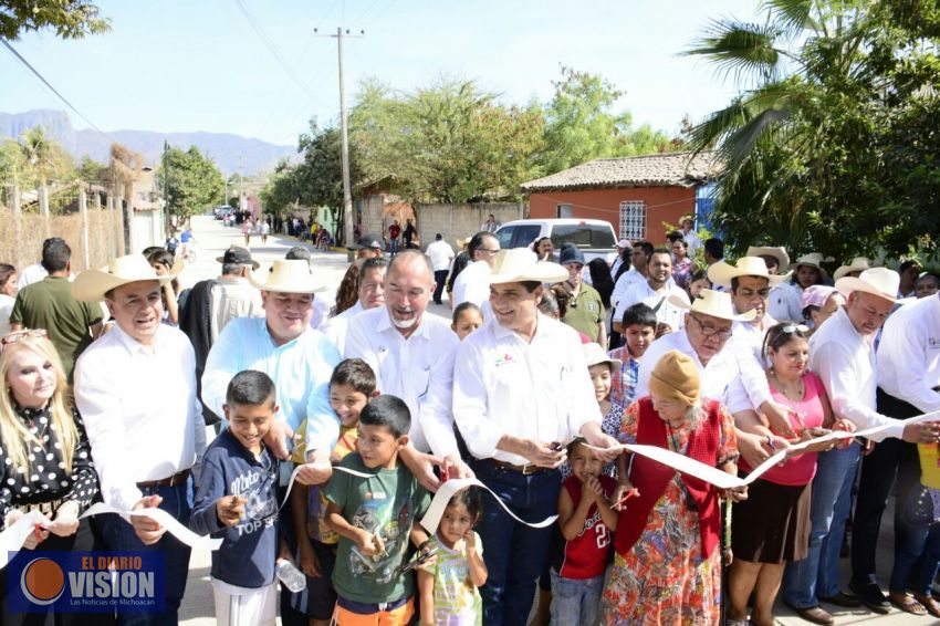 Con infraestructura combatimos violencia y generamos desarrollo: Silvano Aureoles