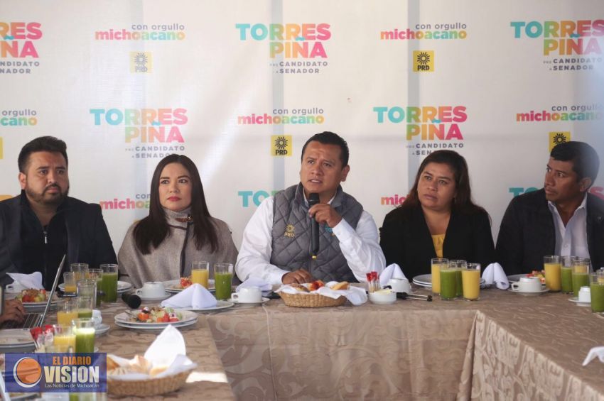 Los michoacanos quieren un proyecto sin influencias y conflictos: Torres Piña