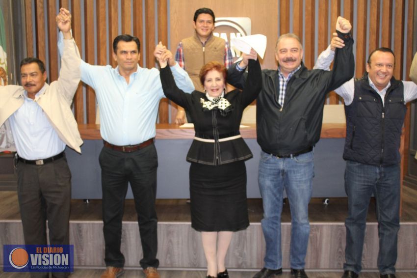 Rompe Frente en Uruapan, PAN registra como aspirante a Mary Dóddoli por la alcaldía