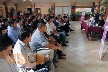 Capacitan a uruapenses, próximos funcionarios electorales