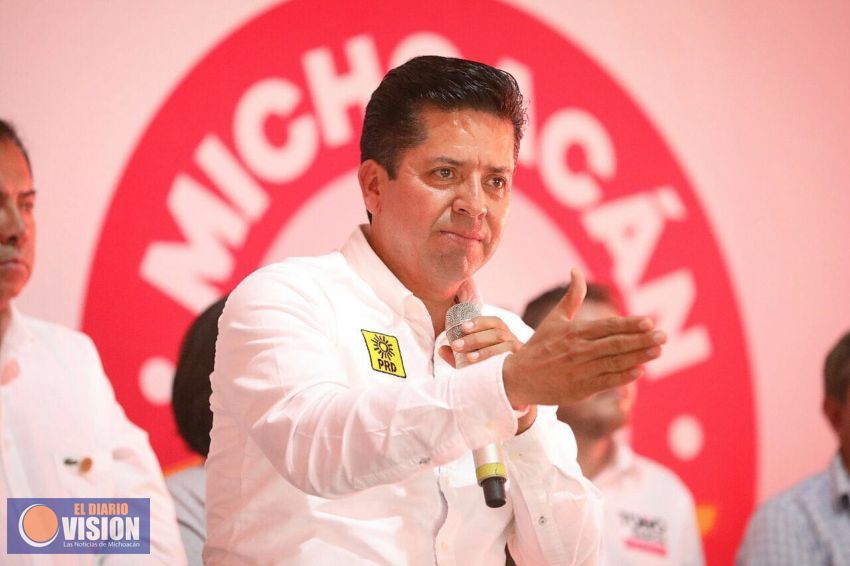 A revertir Reforma Energética, convoca Toño García