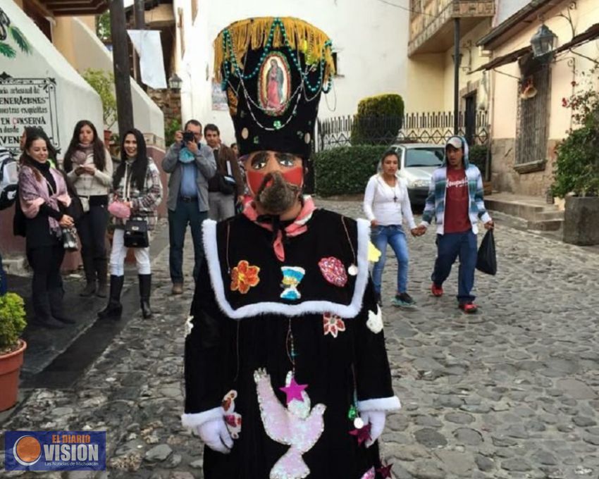 Carnaval Mazahua en la región del País de la Monarca