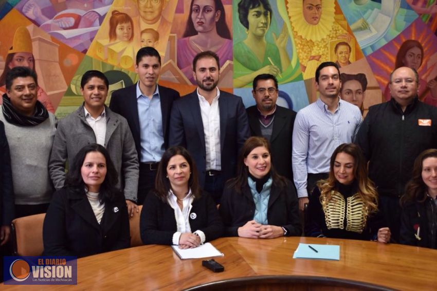 Meño Antúnez se registra por el Distrito 8 Federal de Morelia