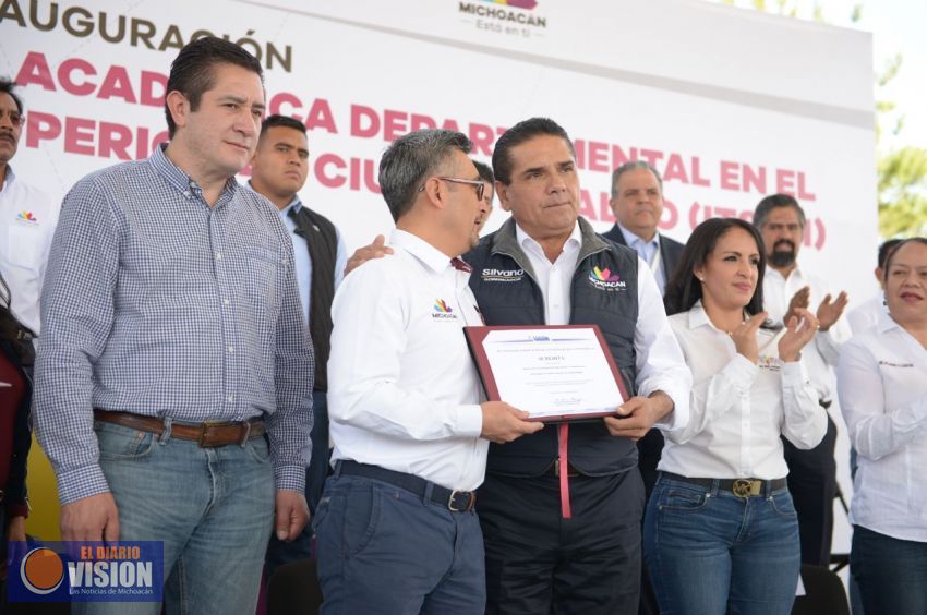 Inaugura Silvano Aureoles infraestructura educativa en Hidalgo