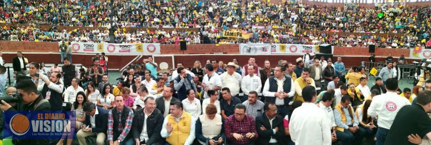  Multitudinario cierre de precampaña de Toño Garcia