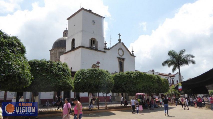 Sectur realiza recorrido guiado por el pueblo mágico de Tacámbaro  