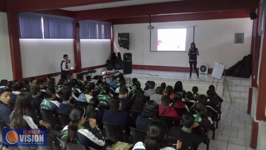Ofrece SSP pláticas para prevenir delitos cibernéticos SS