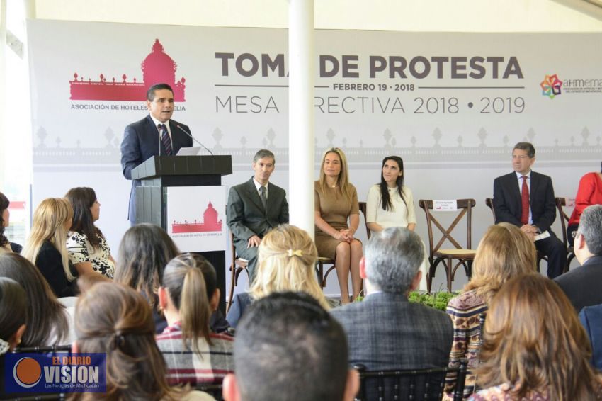 Sector hotelero, fundamental para el desarrollo económico del país: Silvano Aureoles