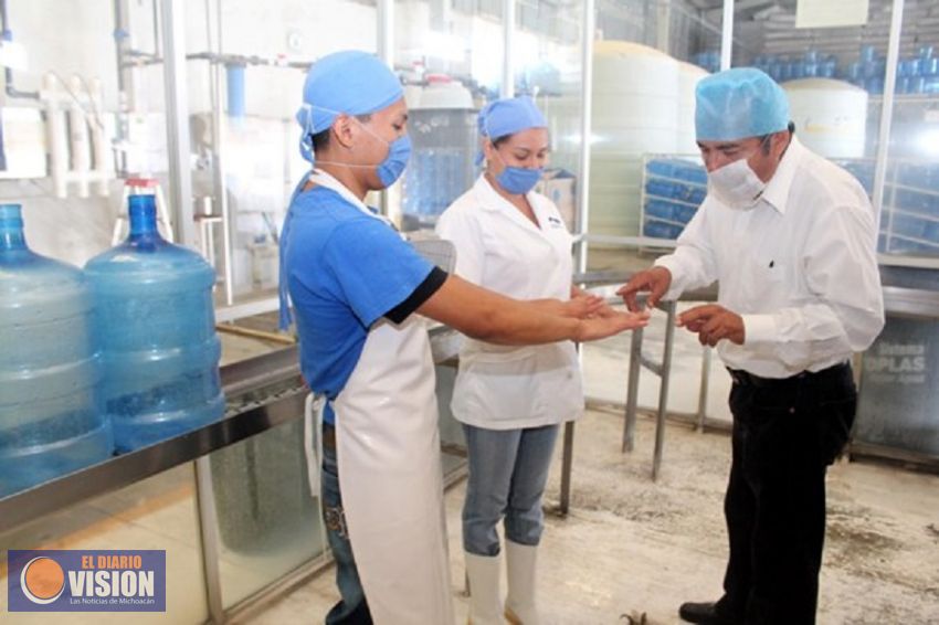 Mantiene SSM vigilancia a plantas purificadoras de agua y hielo