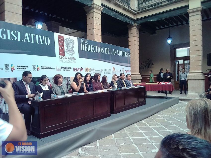 Congreso de Michoacán, presenta un Compendio Legislativo de los Derechos de las Mujeres.
