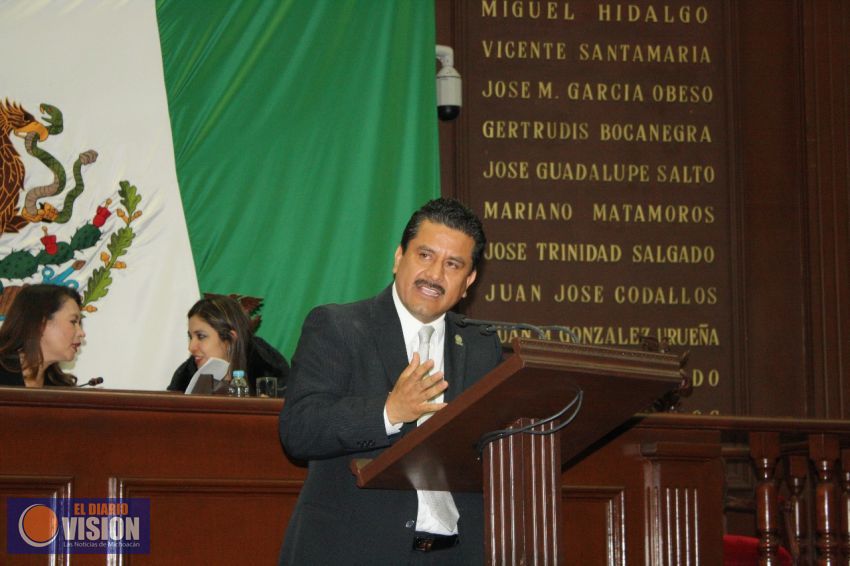 Exige Roberto Carlos garantizar condiciones de seguridad y paz para los michoacanos
