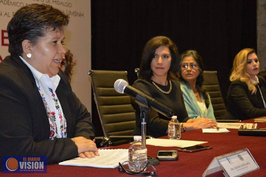 Diseño de políticas públicas con perspectiva de género para las mujeres: Socorro Quintana
