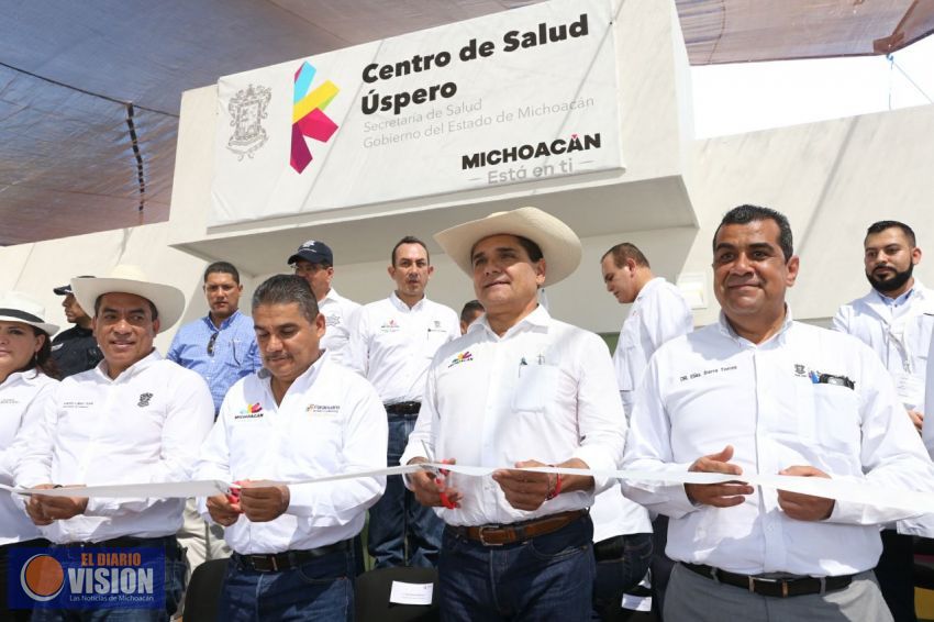 Inaugura y arranca obras Gobernador en Comunidad Modelo de Úspero municipio de Parácuaro