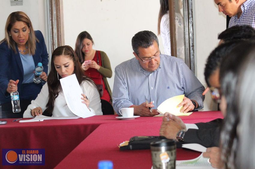 Mostremos nuestro interés en favor de periodistas y defensores de DH,  aprobando la ley: Wilfrido