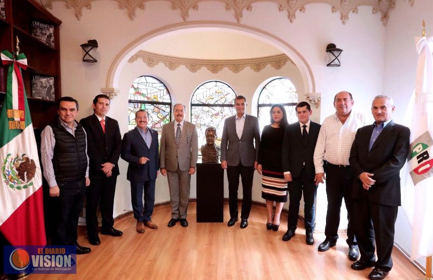 Sostiene Enrique Ochoa reunión de trabajo con la dirigencia estatal del PRI de Michoacán 