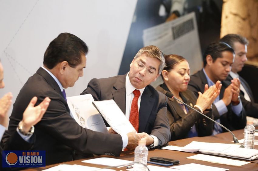 Instala Gobernador Consejo Estatal de Mejora Regulatoria