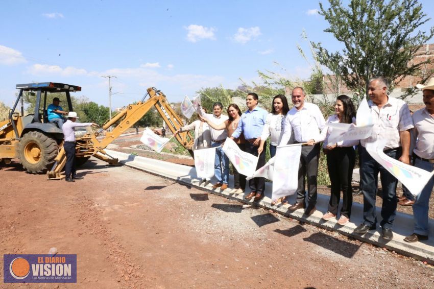 Inaugura y arranca Gobernador Silvano Aureoles obras por 37 mdp en Jacona