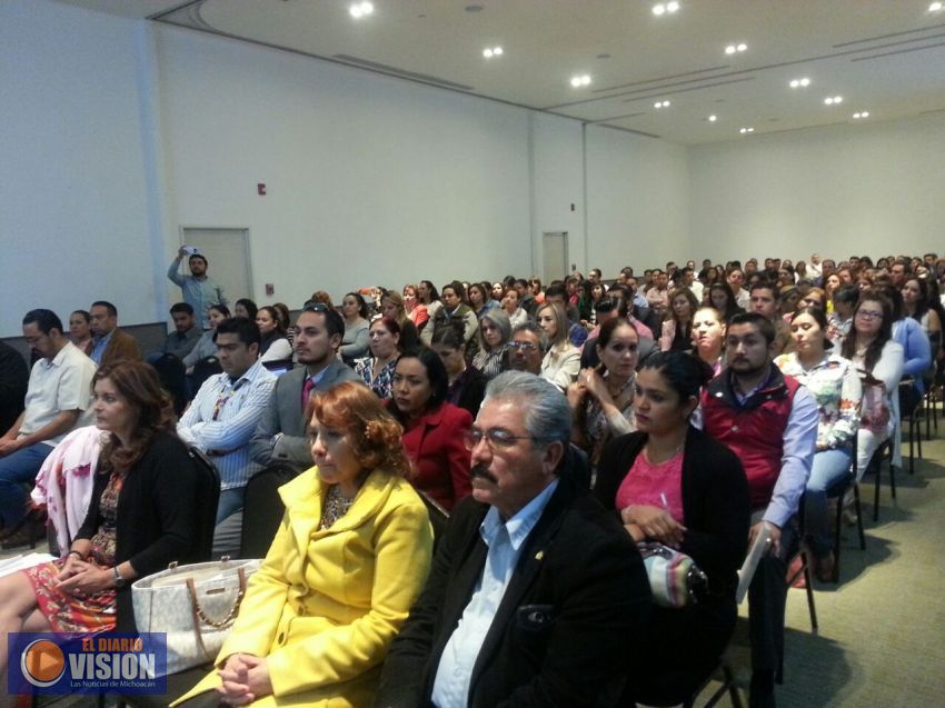 Capacita SSM a especialistas en odontología para promover acciones de prevención