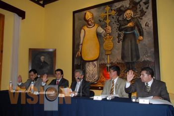 Instala Universidad Michoacana Comité de Transparencia por primera vez