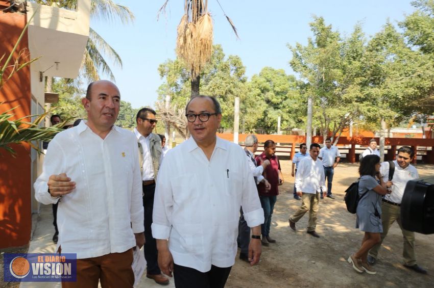 Supervisan Gobernador y titular de la SEP obras de infraestructura educativa en LC