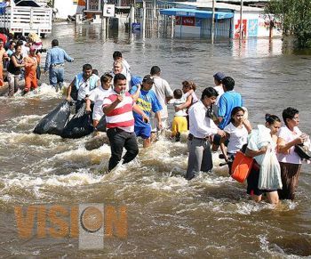 Lluvia provoca inundaciones en Acuitzio; 14 damnificados