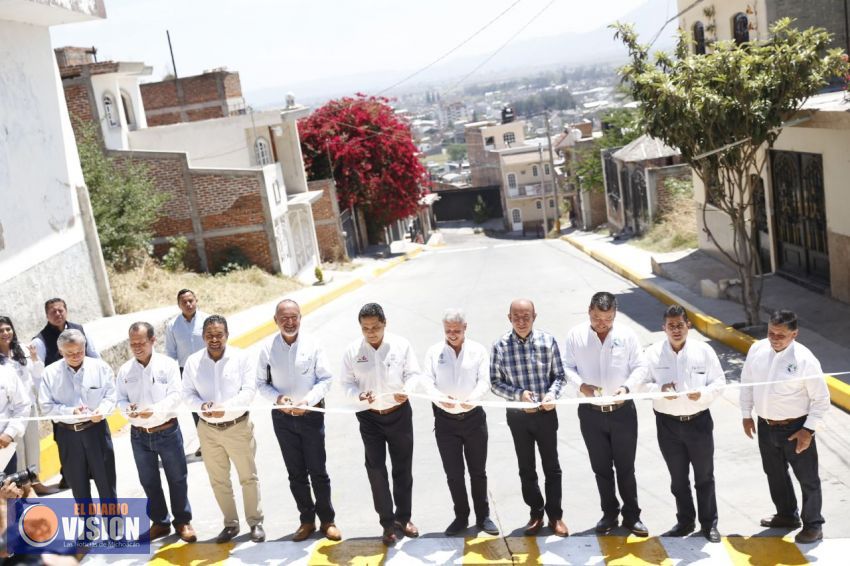 Cumple Gobernador con entrega de obras y acciones en Sahuayo 