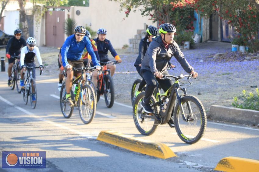 Con recorrido en bicicleta, inaugura Gobernador ciclovía Morelia- Pátzcuaro