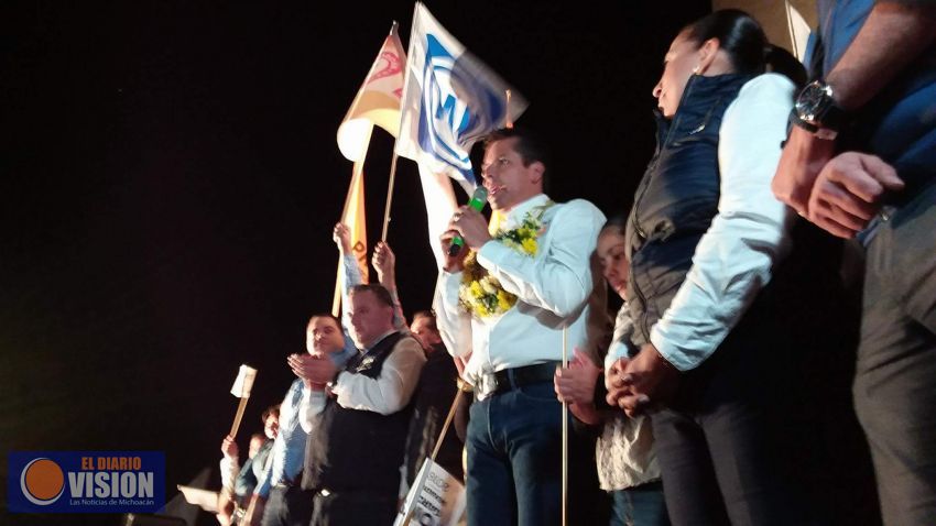 A paso firme, Toño García inicia travesía rumbo al Senado