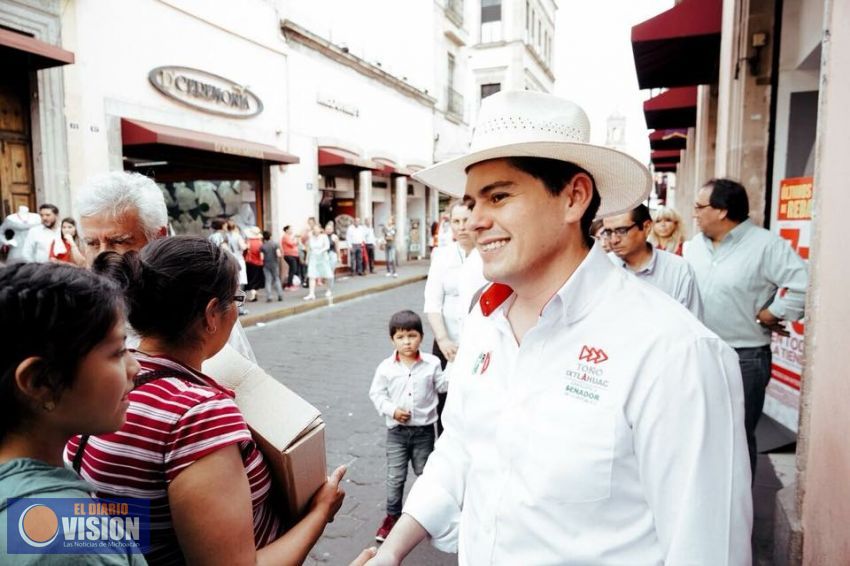 Arranque  de campaña oficial de Antonio Ixtláhuac en caminata en el Centro Histórico de Morelia