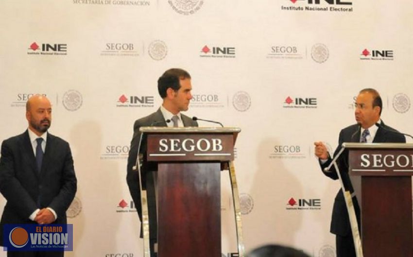 Presentan Segob e INE protocolo de protección personal para candidatos a la Presidencia