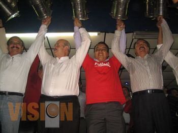 Concentro más de 4 mil personas Fausto Vallejo Figueroa