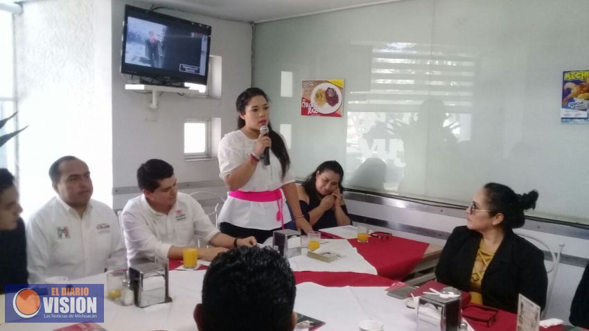 Trabajo de asociaciones civiles vital para recomponer tejido social: Xochitl Ruíz